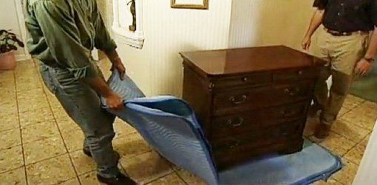 Top Lifting Techniques For Moving Heavy Furniture